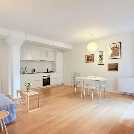 Apartmentincopenhagen 1722 *